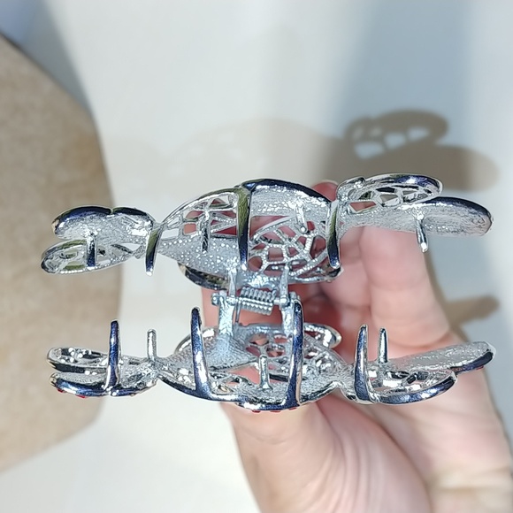 Red dragonflies hair clip & ✨FREE✨ earrings NWT - Picture 6 of 7